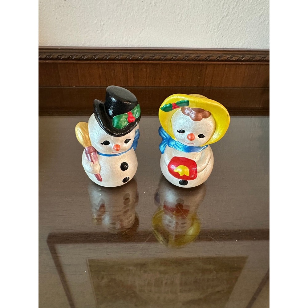 Ceramic pair of Snowcouple Ceramic Figurines